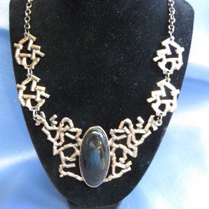 Copper Look necklace black stone center